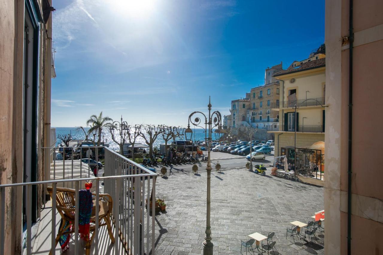 Casa In Piazza Apartment Минори Екстериор снимка